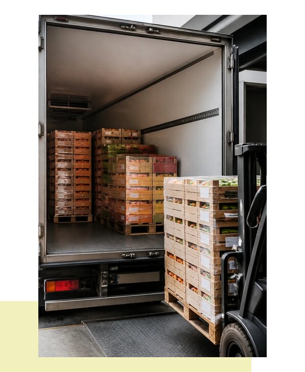 Перевозка сельхозпродукции на паллетах с доставкой в Новомосковск